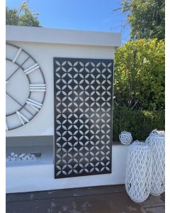 Metal hotsell screen house